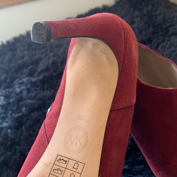 Michael Kors Red Suede Stiletto Exterior Side Zip Sammy Ankle Boot- Sz9 - Picture 9 of 12